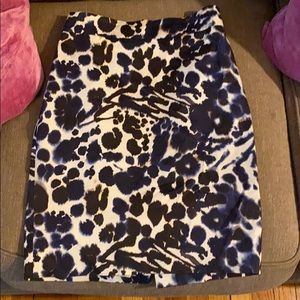 AnnTaylor Skirt size 2 Petite